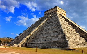 El Castillo pyramid at Chichen Itza